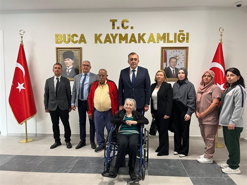 Kaymakamımız Sn. Mahmut Nedim TUNÇER,Buca Çocuk Evleri Sitesi Müdürü Gülcan YILIKYILMAZ,Buca Sosyal Hizmet Merkezi Müdürürü Umut ..