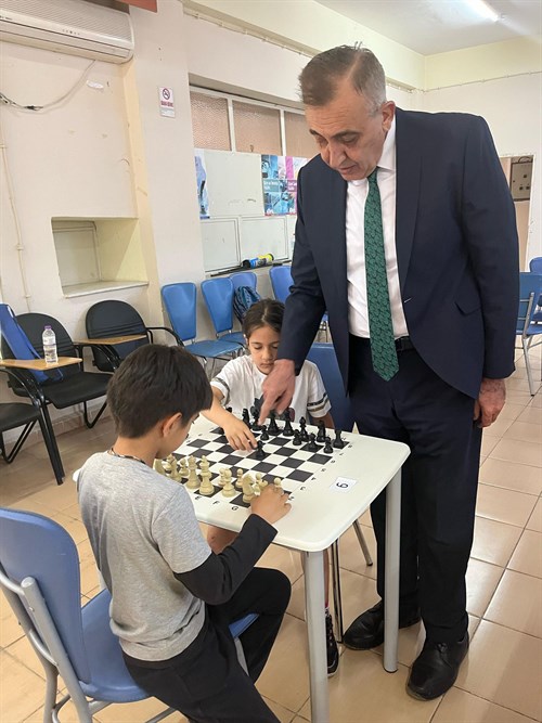 Kaymakamımız Sayın Mahmut Nedim TUNÇER, 19 Mayıs Gençlik Haftası dolayısıyla İlçe Gençlik Spor Müdürlüğümüzce düzenlenen..